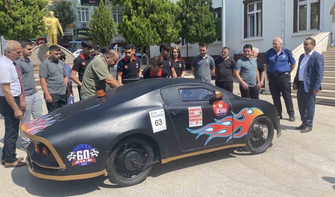 Zile'den Teknofest 2025'e katılan "Voltürk" takımı, Türkiye birinciliği ve üçüncülüğü