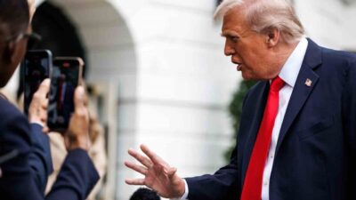 ABD Başkanı Donald Trump, Rusya'ya karşı yeni yaptırımlara hazır olduğunu