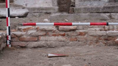 Kars'taki Ani Ören Yeri'nde Selçuklu dönemine ait yeni bir kümbet