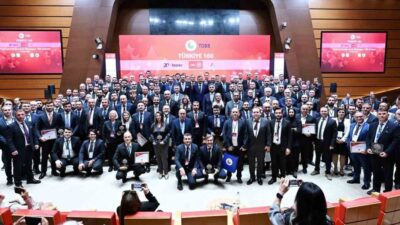 TOBB öncülüğünde yapılan Türkiye'nin en hızlı büyüyen 100 şirketi belirlendi.