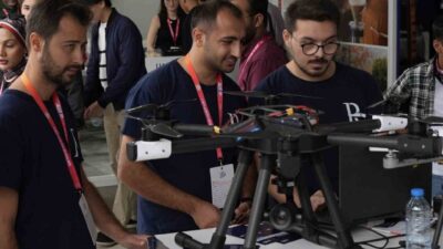 Üniversiteli gençlerin geliştirdiği yerli arama kurtarma dronu "Depron", Teknofest İstanbul'da