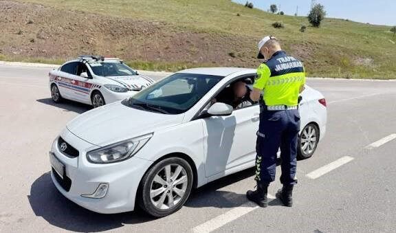 Yozgat'ta havaalanı kontrol noktasında tespit edilen şahsa uyuşturucu kullanımı nedeniyle