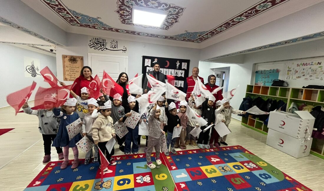 Yerköy’de 29 Ekim – 4 Kasım Kızılay Haftası dolayısıyla çeşitli