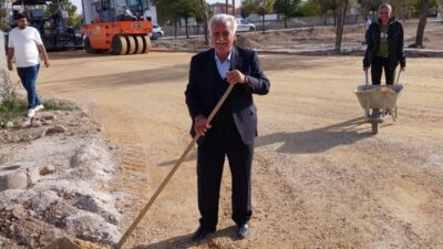 Köseli Belediyesi, altyapı çalışmalarında sona yaklaşılmasının ardından asfalt serim çalışmalarına