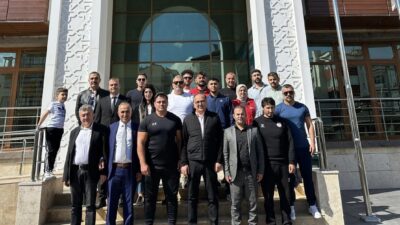 Rıza Kayaalp ve İl Müdürü Şahin Hopur Yerköy’de Gençlerle Buluştu