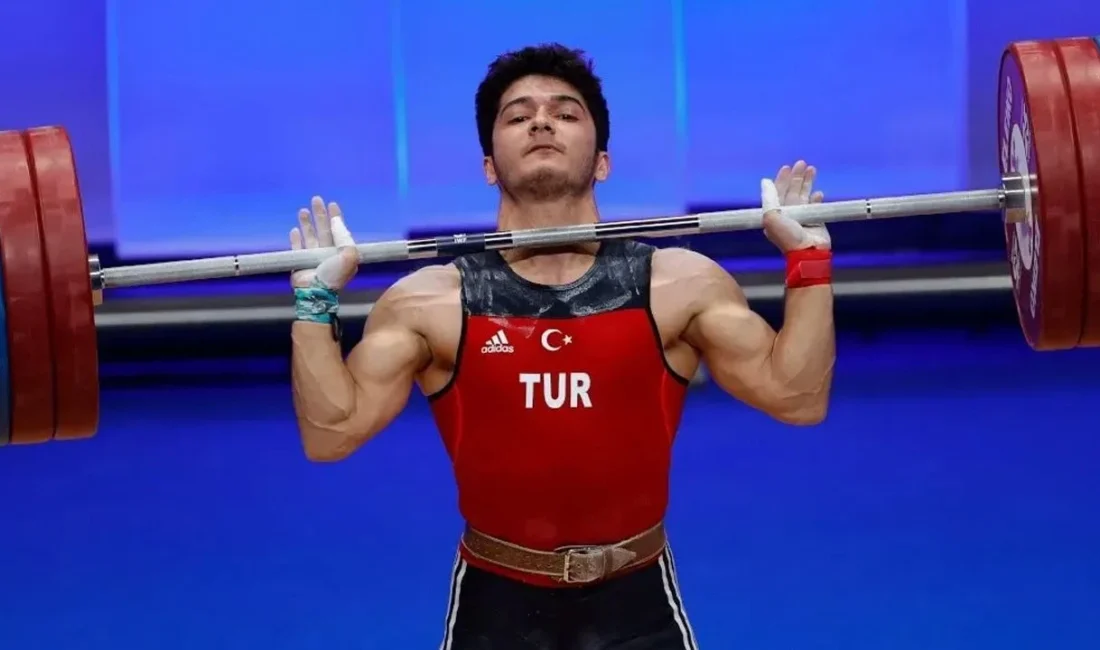 Norveç’te düzenlenen Dünya Halter Şampiyonası’nda milli sporcu ve Yerköy’lü hemşehrimiz