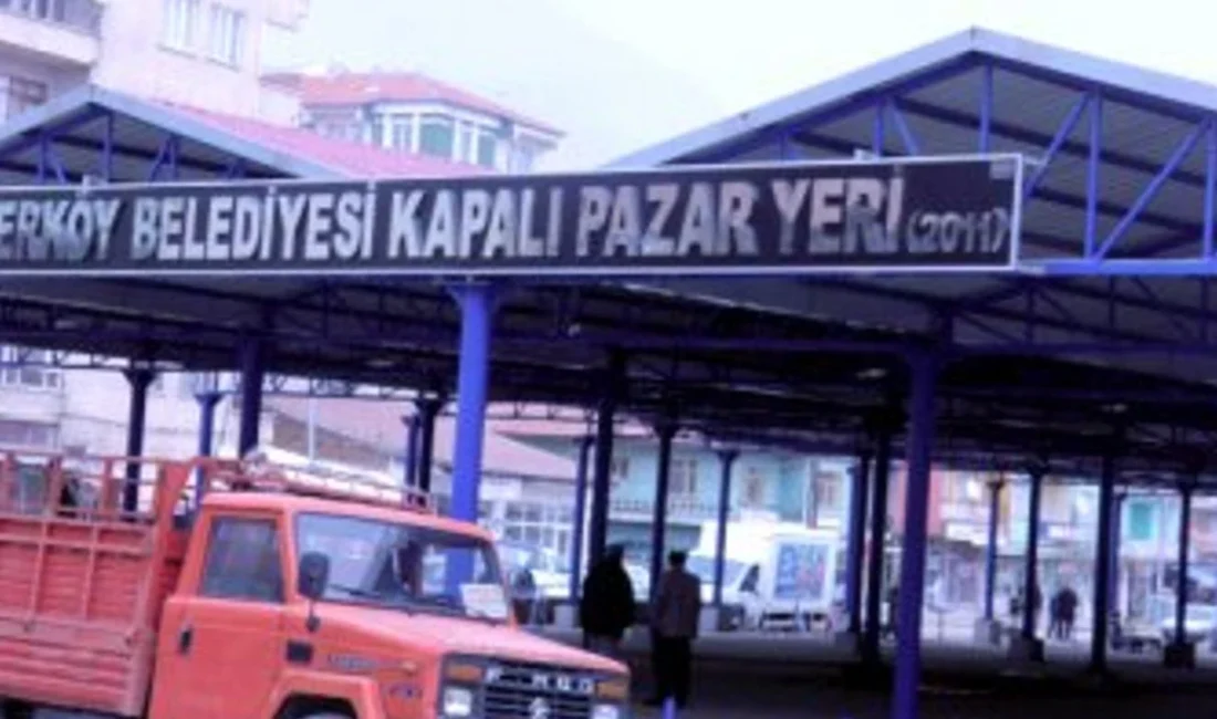 Yerköy’de Çarşamba Pazarı Nedeniyle Trafik Düzenlemesi Yerköy’de her hafta kurulan