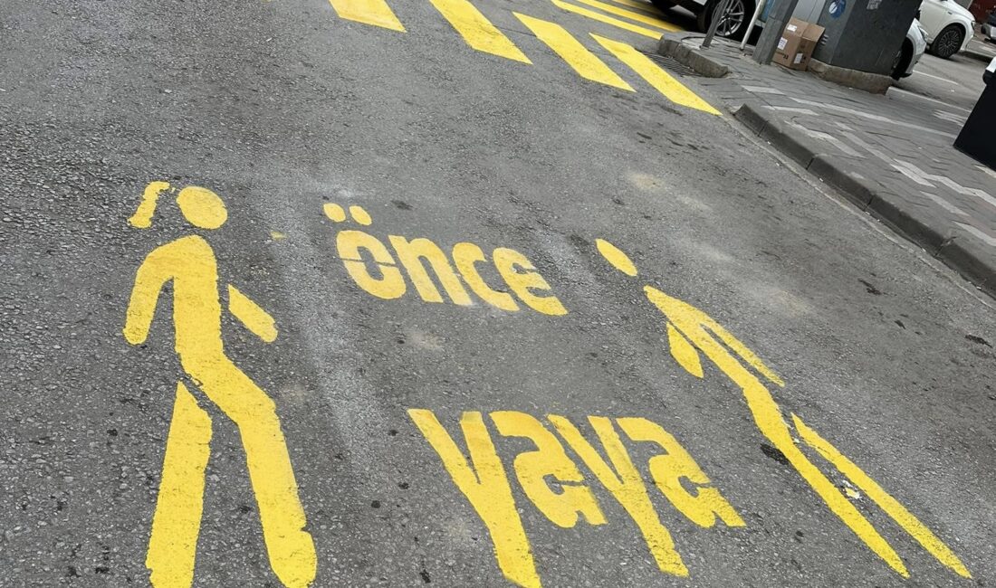 Yerköy Belediyesi, şehir merkezinde yaya güvenliğini artırmak amacıyla yaya geçitlerini