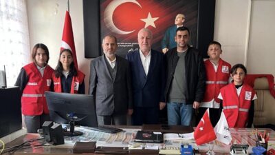 Yerköy Nurdoğdu Ortaokulu Kızılay Kulübü öğrencileri, Kızılay Haftası dolayısıyla Türk