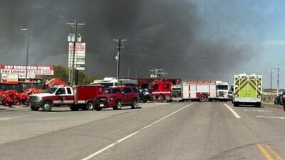 Teksas'ın Fort Worth kentindeki bir park alanına düşen uçak kazasında