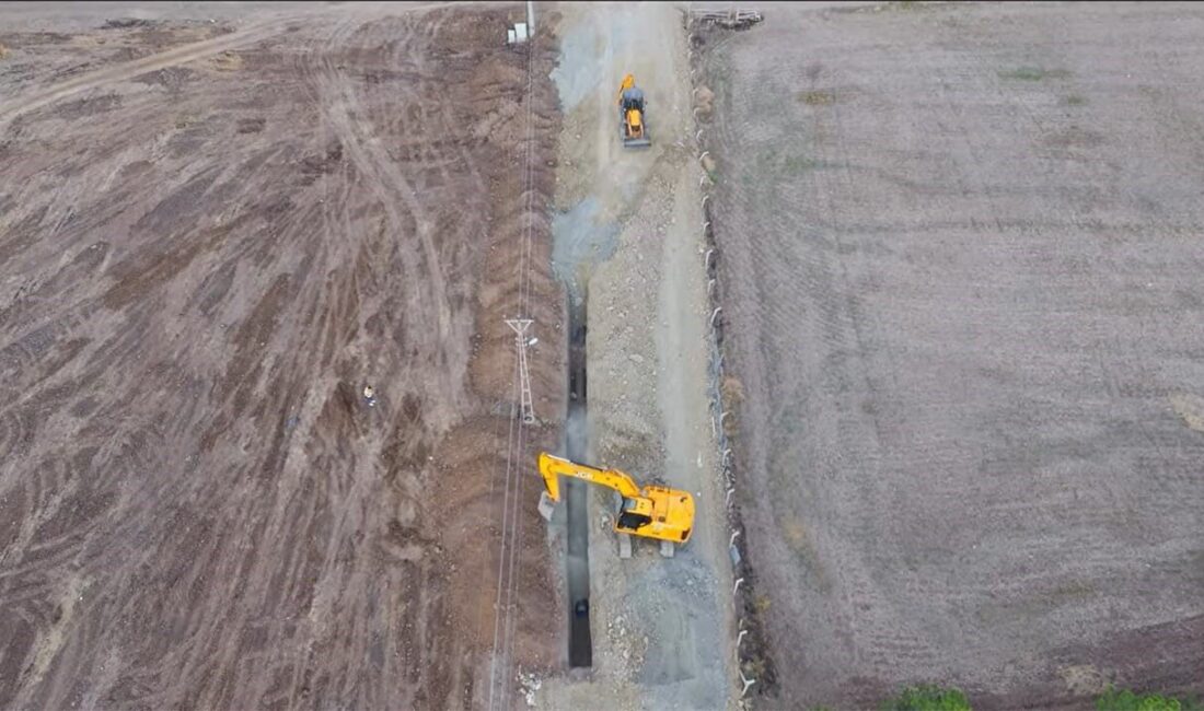 Çorum’un Alaca ilçesinde, fabrika atıklarının dökülmesi sebebiyle çevre kirliliğine yol