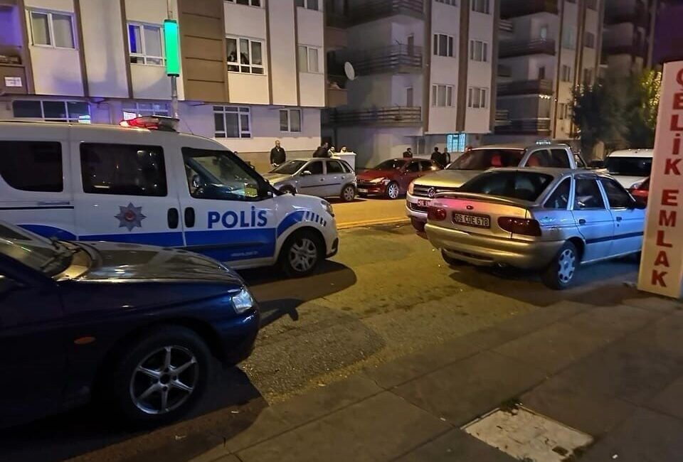 Ankara’nın Kızılcahamam ilçesinde 2 kişi arasında çıkan kavgada 1 kişi