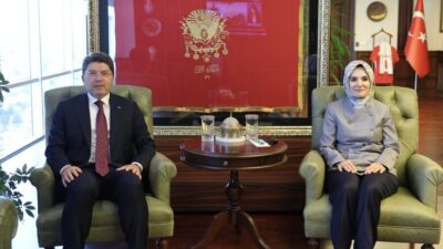 Bakan Mahinur Özdemir Göktaş ile Bakan Yılmaz Tunç, Ankara'da toplumsal