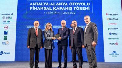 Ulaştırma ve Altyapı Bakanı Abdulkadir Uraloğlu, Antalya-Alanya Otoyolu'nun 17,7 milyar