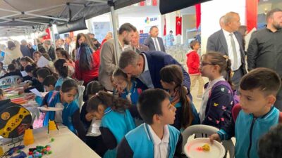 Sincan Belediye Başkanı Murat Ercan, Sincan Bilim Şenliği'nde ülkeyi teknoloji
