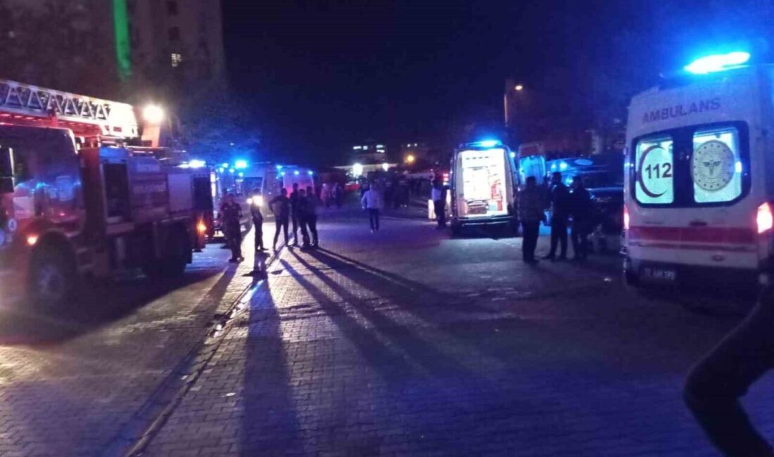 Batman’da bir evde çıkan yangında mahsur kalan ve ekiplerin müdahalesiyle