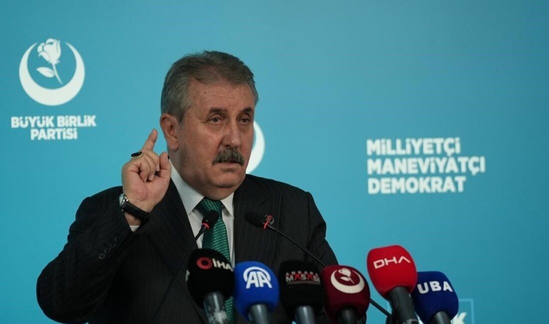 BBP Genel Başkanı Mustafa Destici, Gazze'deki soykırımın sorumlularının yargılanması gerektiğini