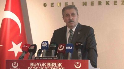 BBP Genel Başkanı Mustafa Destici, İsrail'in Gazze'ye uyguladığı saldırıları kınayarak