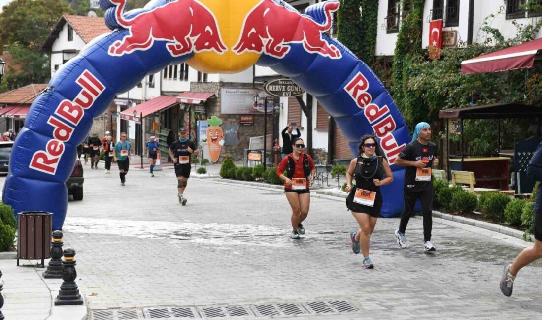 Beypazarı ilçesinde düzenlenen ‘Beypazarı Uluslararası Ultra Trail koşusu' renkli görüntülere