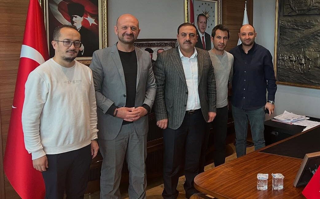 Çiçekdağı Belediye Başkanı Hasan Hakanoğlu, ilçenin ulaşım ağını kökten değiştirecek