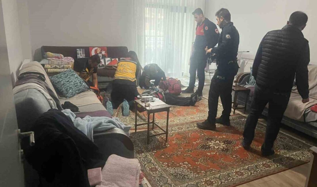 Çorum’un Sungurlu ilçesinde emekli bir astsubay yalnız yaşadığı evinde ölü
