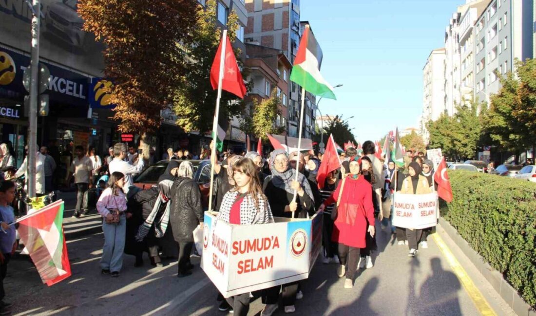 Çorum'da düzenlenen Gazze protestosuna yüzlerce kişi katıldı. Valilik önünden başlayan