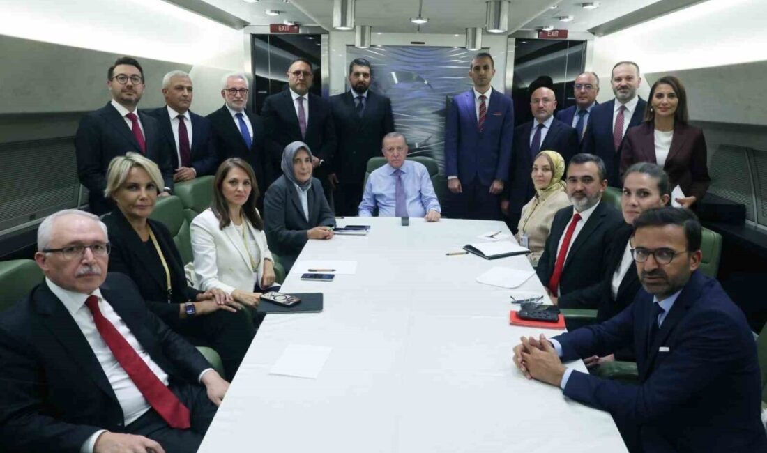 Cumhurbaşkanı Recep Tayyip Erdoğan, Gazze'deki ateşkesi ve bölgedeki gelişmeleri değerlendirdi.