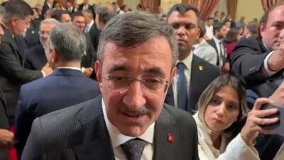 Cumhurbaşkanı Yardımcısı Cevdet Yılmaz, gençlere ve geleceğe odaklı bir anayasa
