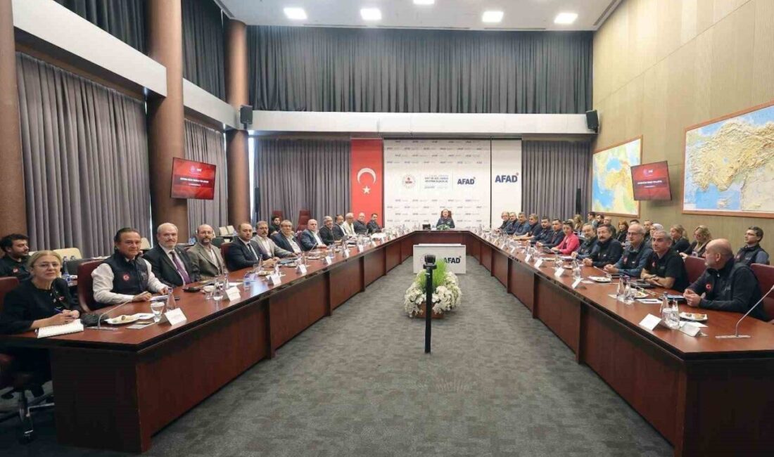 AFAD, Deprem Bilim Kurulu Toplantısı'nın yapıldığını duyurdu. AFAD Başkanı Vali