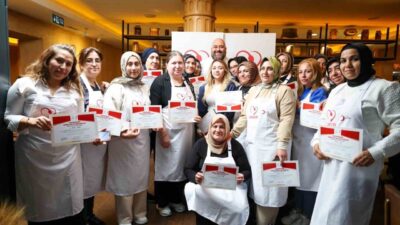 Kahramanmaraş’tan gelen 20 depremzede kadın, Türk Kızılay’ın İstanbul’da ünlü şeflerin