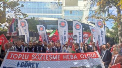 Devlet Memurları Konfederasyonu, TÜİK önünde yaptığı eylemle 2026-2027 yılı 8.