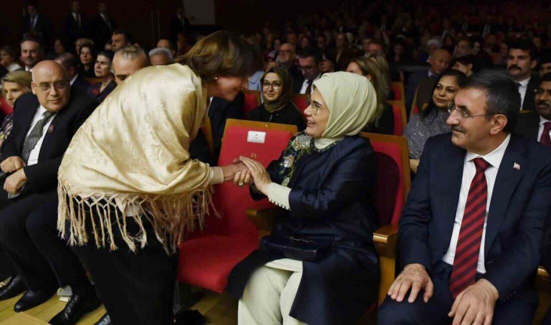 Cumhurbaşkanı Erdoğan'ın eşi Emine Erdoğan'ın katılımıyla gerçekleşen "Filistin İçin Tek
