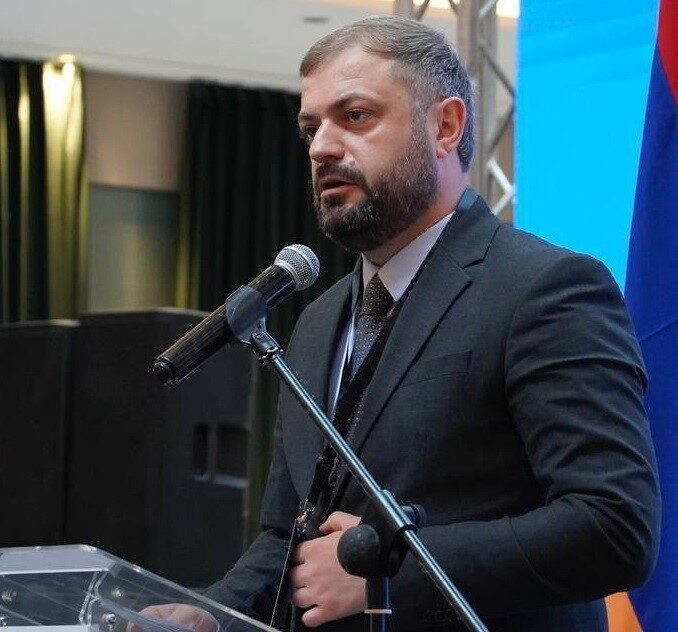 Ermenistan Ekonomi Bakanı Gevorg Papoyan, parlamentoda 2026 yılı devlet bütçesi