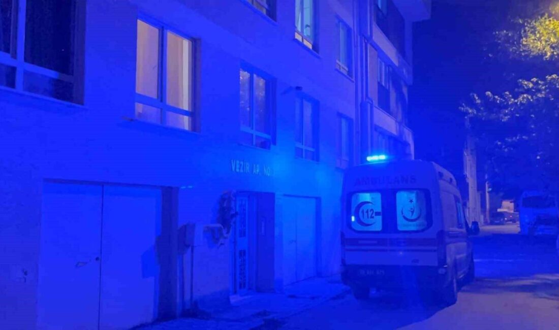 Eskişehir’de yaşlı bir adam yalnız yaşadığı evinde ölü bulundu. Şahsın