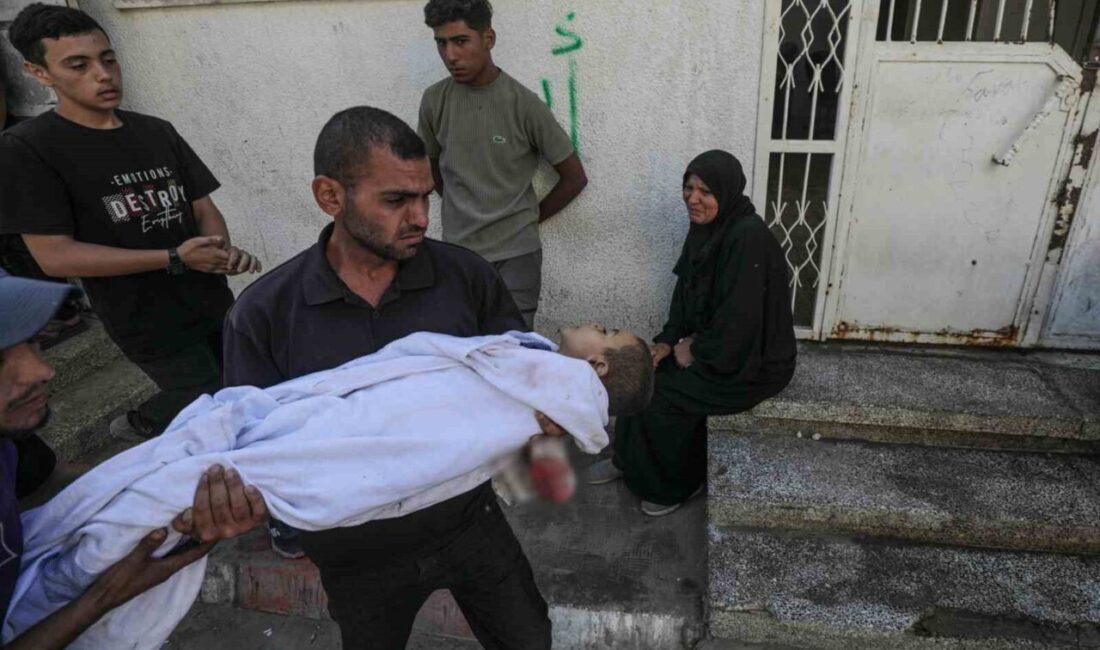Gazze Şeridi'nde süren İsrail bombardımanında ölen sivil sayısı 67 bin