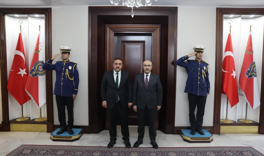 Çiçekdağı Belediye Başkanı Hasan Hakanoğlu, Emniyet Genel Müdürü Mahmut Demirtaş’ı