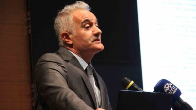 Hitit Üniversitesi’nde düzenlenen konferansta İnsan ve Toplum Bilimleri Fakültesi Öğretim