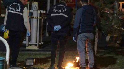 Aksaray’da kavga edecekleri kişilerle buluşmadan önce park içerisinde molotofkokteyli hazırlayan