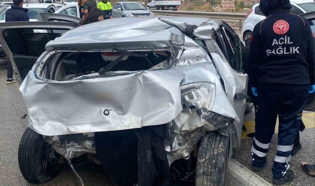 Kırıkkale’de iki otomobilin çarpışması neticesinde meydana gelen trafik kazasında 4