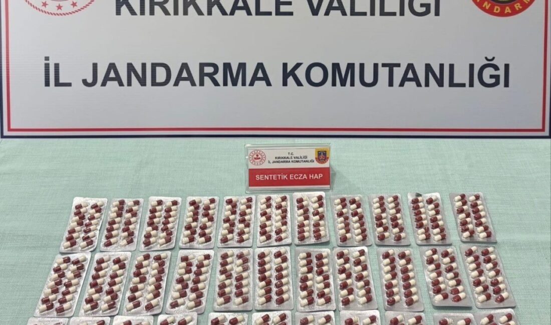 Kırıkkale'de durdurulan araçta yapılan aramada 485 adet sentetik ecza hapı