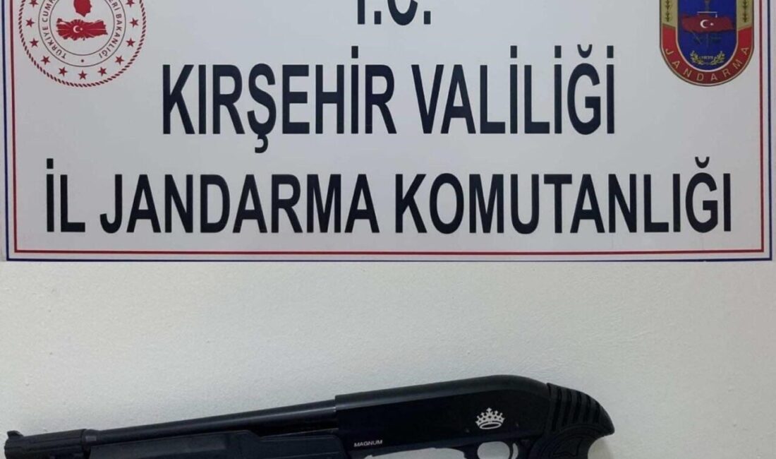 Kırşehir’de jandarma ekipleri tarafından yapılan operasyonda ruhsatsız bir av tüfeği