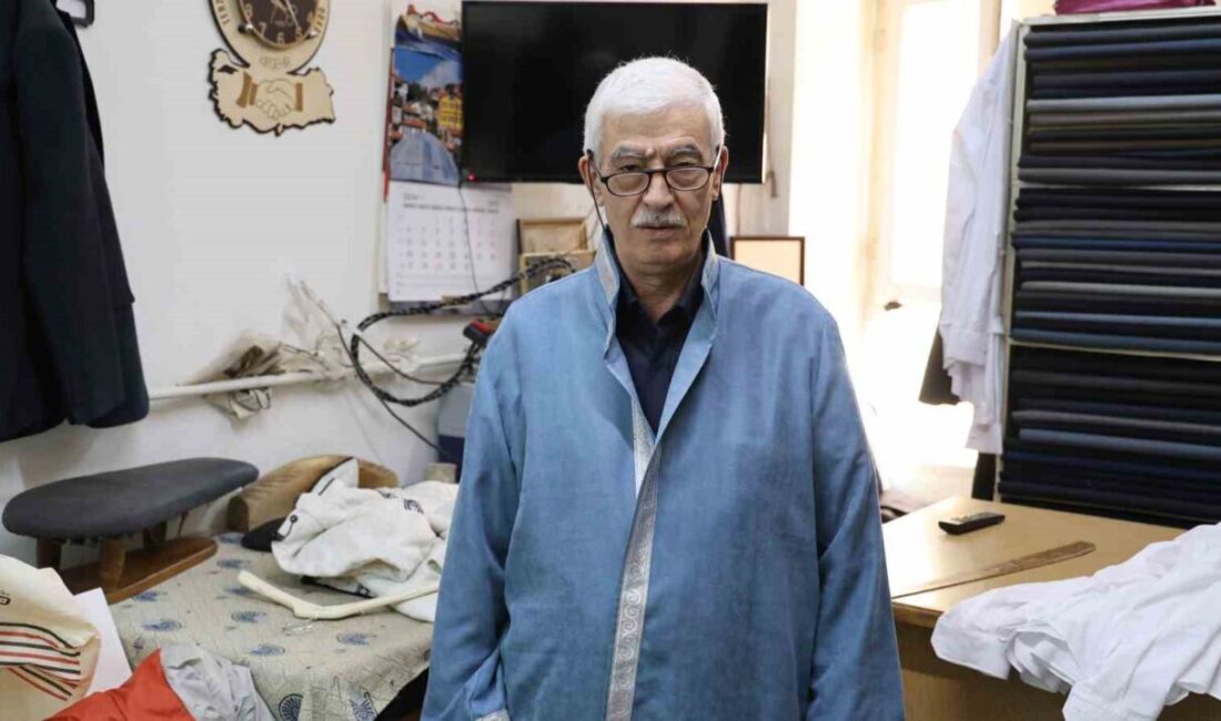 KIRŞEHİR (İHA) – Kırşehir’de “Yılın Ahisi” seçilen terzi İsmail Aydın,