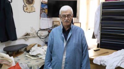 KIRŞEHİR (İHA) – Kırşehir’de “Yılın Ahisi” seçilen terzi İsmail Aydın,