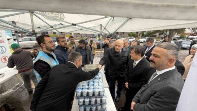 Ankara’nın Kızılcahamam ilçesinde “Kızılcahamam’dan Gazze’ye Kardeşlik Köprüsü” adı altında hayır