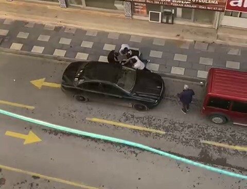 Yozgat’ın Sorgun ilçesinde kooperatif evlerinin teslim edilmediği için mağdur edildiklerini