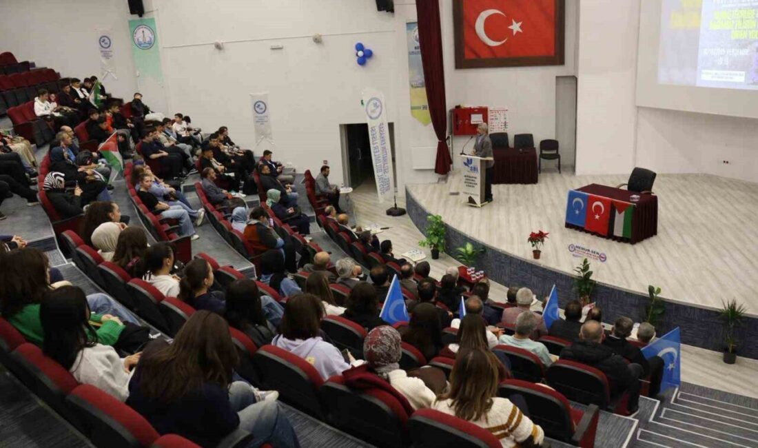 Kütahya Aysel-Selahattin Erkasap Sosyal Bilimler Lisesinde, “Tarihi Tecrübe Işığında Bağımsız