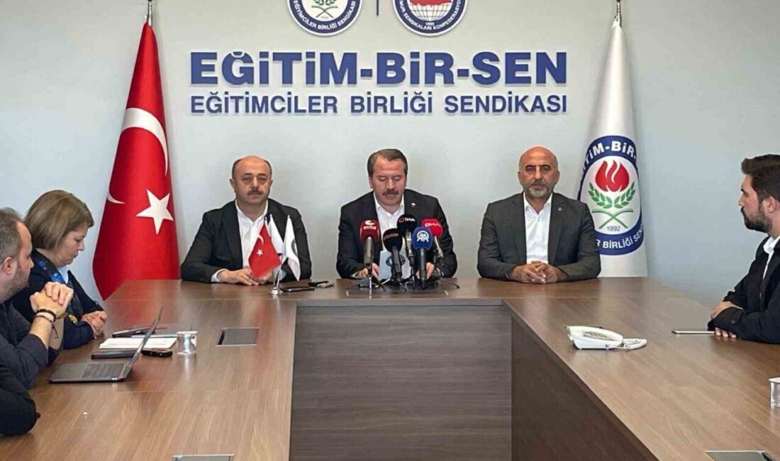 Ali Yalçın, '4+4+4' zorunlu eğitim sisteminde değişiklik önerisinde bulundu. Eğitim