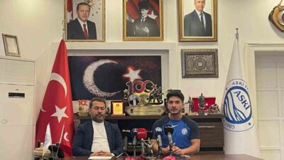 Muhammed Furkan Özbek, Norveç'te dünya rekoru kırarak şampiyon olan genç