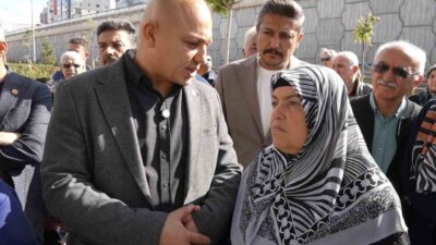 Kırıkkale'de şehit annesi Naciye Elitok, oğlunun adını taşıyan parkın açılışında