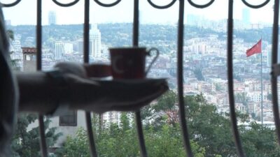 Ankara'daki Kahve Müzesi, Türk kahvesinin tarihini ziyaretçilere sunuyor. Müzede Türk